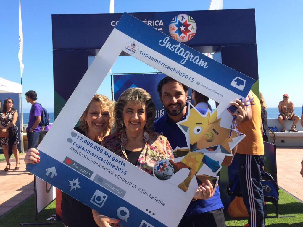 zincha_ca2015's tweet photo. Hoy vine a ver a mis amigos de @vinadelmar. Estaré durante la tarde en el Reloj de Sol ;) #ZinchaSelfie http://t.co/LhA9pbrZn6