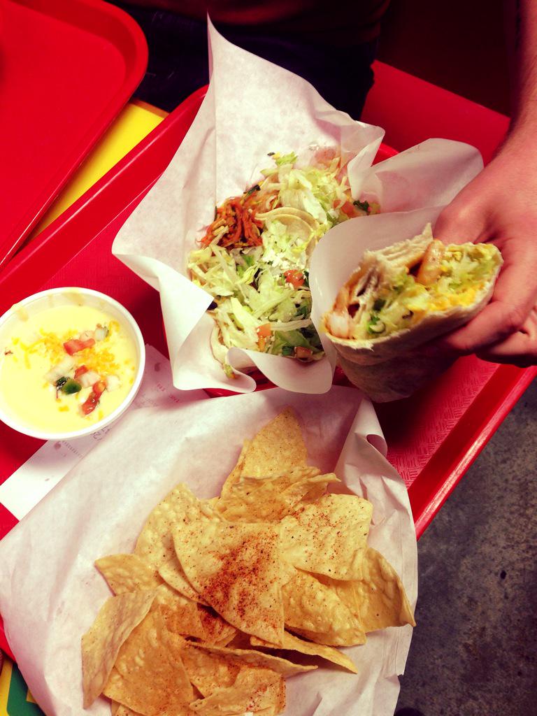 Jazz__Attack's tweet image. I love my life💕 just sayin'. #ALittlePartyNeverKilledNobody