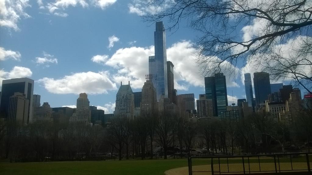 JeffMattsey's tweet photo. Just a beautiful spring day in NYC http://t.co/im9Tkc2TAd