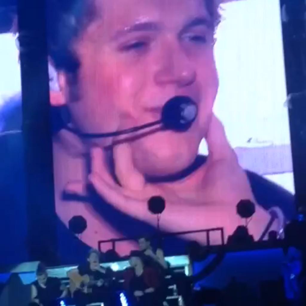 1D_LJP's tweet photo. この笑顔のためにRTお願いします

I vote for #Directioners – One Direction #SoFantastic @radiodisney http://t.co/0iTBhbJaNF