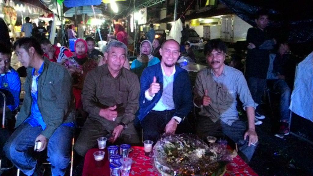 Ketua KNPI Kota Bdg, Camat Bdg Kidul,Wakil Ketua DPRD di Super Festival