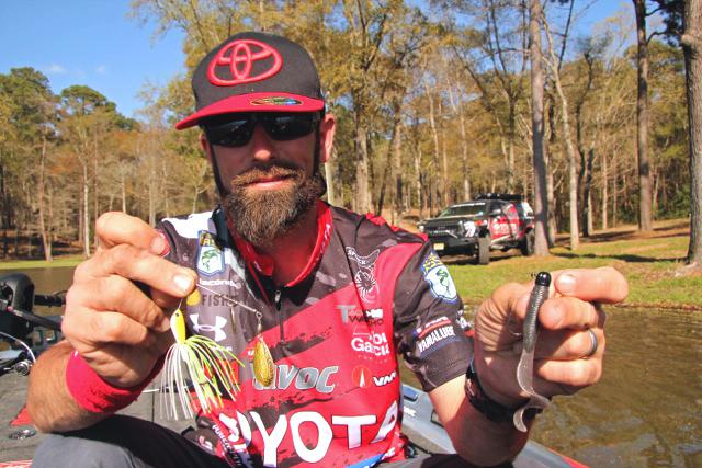 hitteam1's tweet photo. Two must-haves for your tackle box! #fishing #bassfishing http://t.co/HnDOuHI2ds http://t.co/Jla9kQAEKu