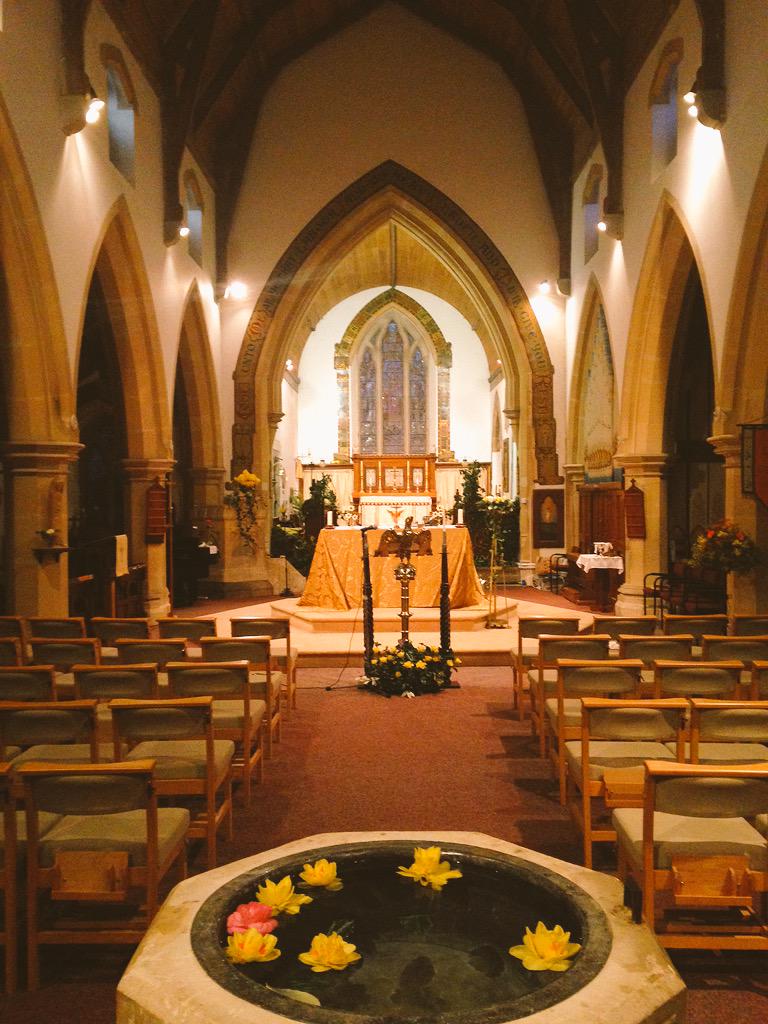 frdiego80's tweet image. Pre #EasterVigil shot earlier at St John's church, #StIves, #Cornwall.