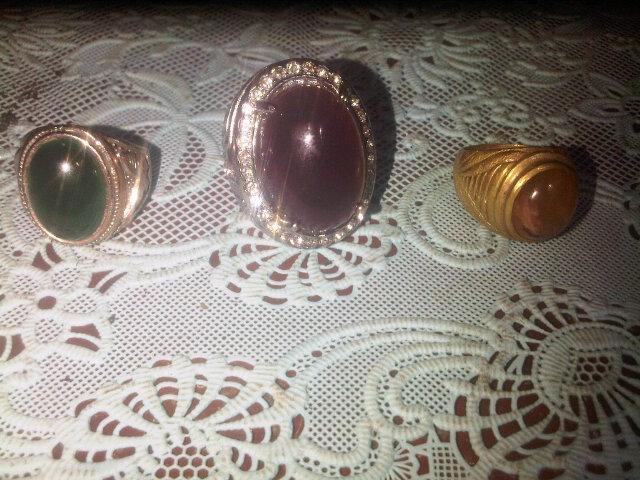 EkoCiomas's tweet photo. Toaz, Lavender &amp; Badar Sulaiman. DiLelang-Dilelang. http://t.co/hHLHqO4rjh