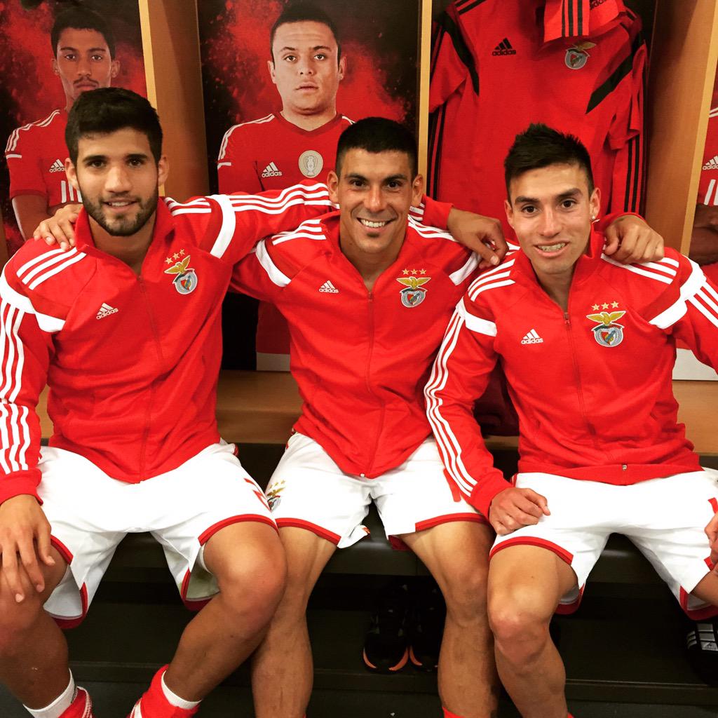 Lisandro Lopez (@lichilopez2) on Twitter photo Bom trabalho equipa, 3 pontos importantes!
Buen trabajo equipo, 3 puntos importantes!
#CarregaBenfica <a href="/nicogaitan/">Nico Gaitán</a> Bom trabalho equipa, 3 pontos importantes!
Buen trabajo equipo, 3 puntos importantes!
#CarregaBenfica <a href="/nicogaitan/">Nico Gaitán</a>