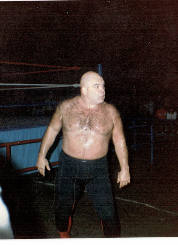 OldWrestlingPic's tweet photo. “@canyonkidd99: @OldWrestlingPic back in 1983 in Grand rapids michigan at the stadium arena http://t.co/WtqiuOW4cS” @davemilican