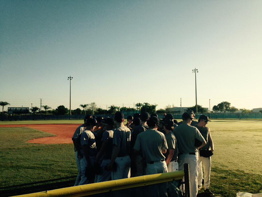 HudBaseball's tweet photo. #floridabaseball http://t.co/zfKzq9AJYd