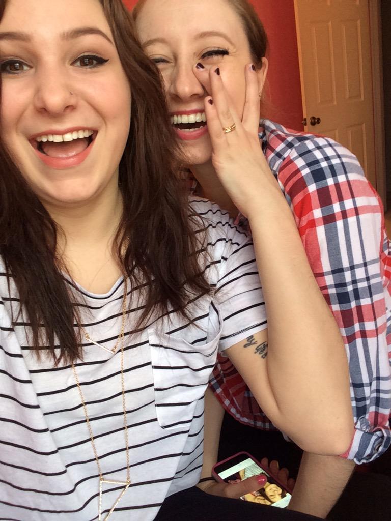 shankiley's tweet image. #bffproblems w/ @kay_lehmannn 💖