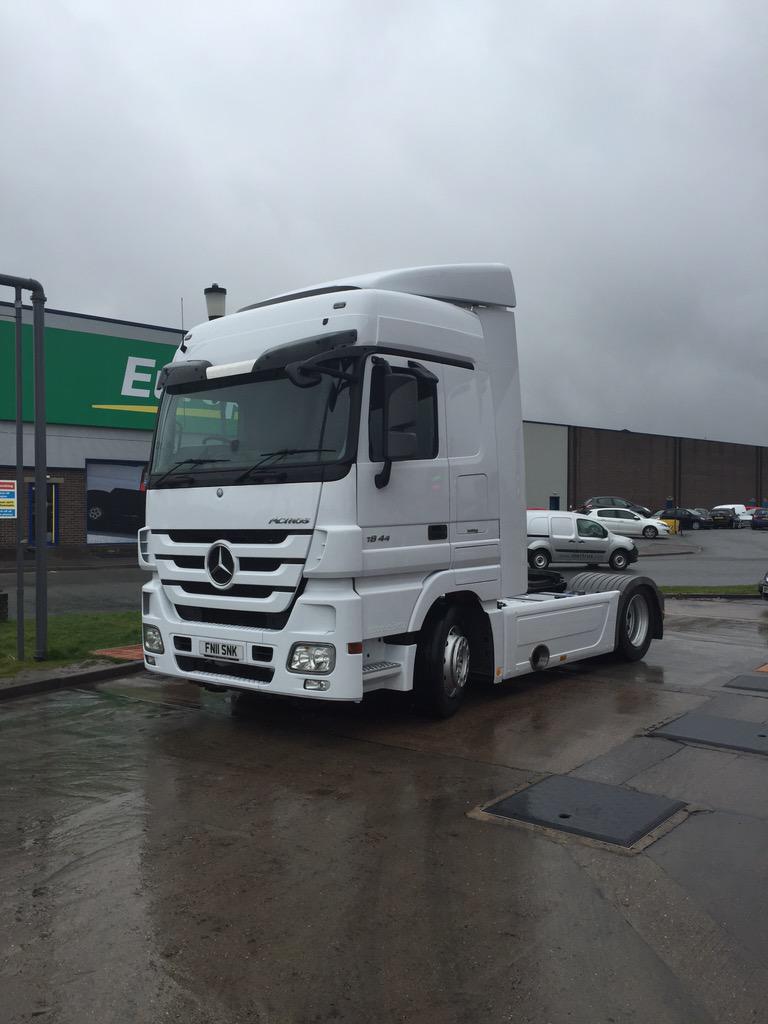 tiny19891's tweet image. Picked up my new truck from Derby, am very pleased with it