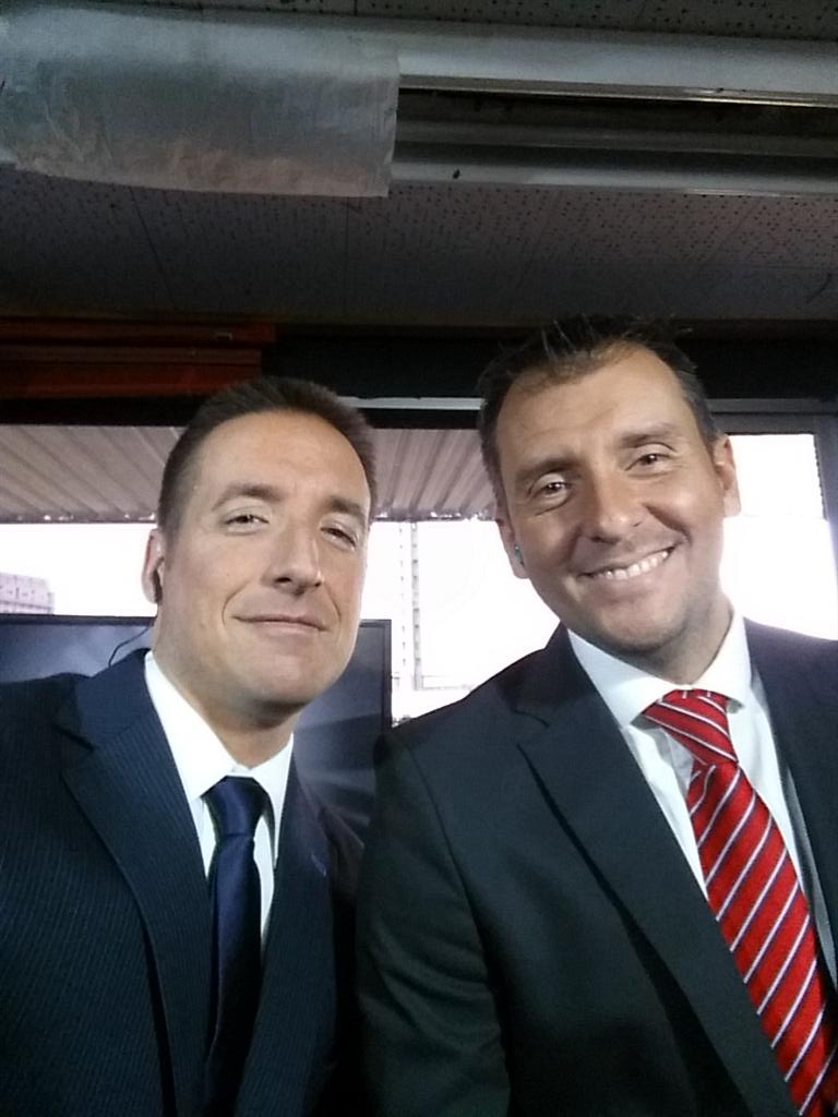 RodrigoRomano76's tweet photo. Hoy hacemos dupla con @MartinCharquero, ya venimos por VTV con Wanderers-Nacional #TenfieldHD http://t.co/2IV6JzBXbY