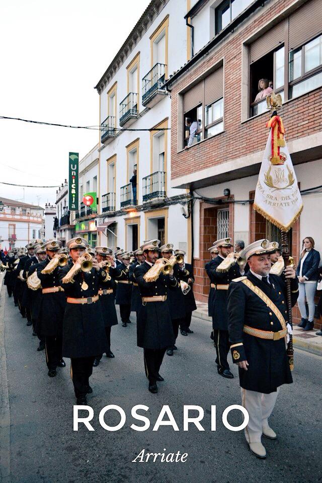 Todo un recital, el que ha ofrecido la Banda CCTT <a href="/RosarioArriate/">Rosario de Arriate</a> a su paso por la c/ Ronda de #Arriate #SábadoSanto