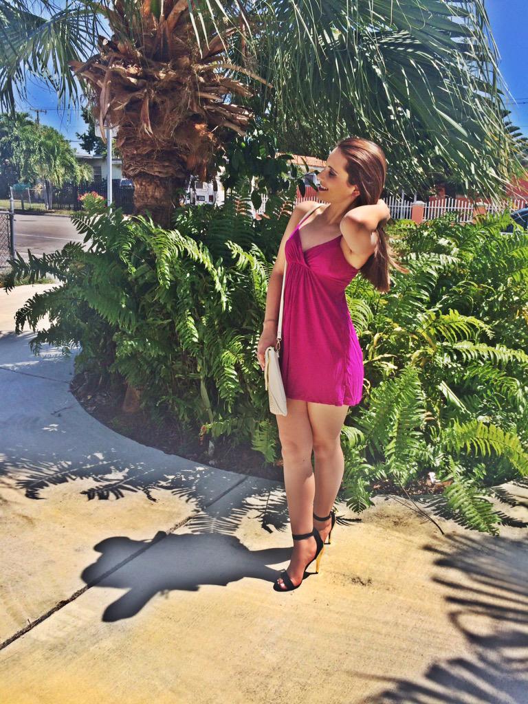 cynthyondeck's tweet photo. 2 is better #springissweet http://t.co/9CaAmHyuKO