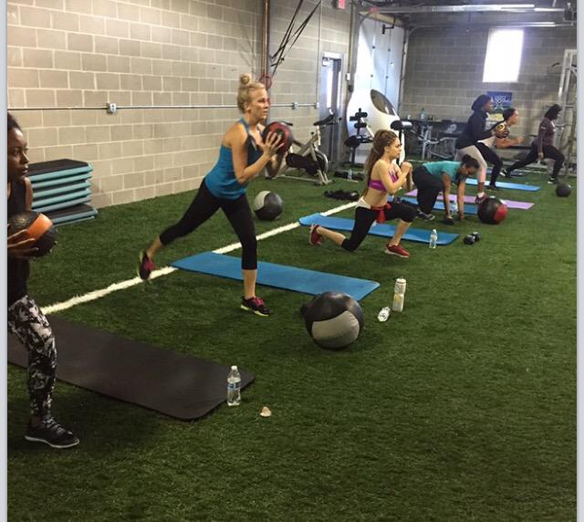 MagnetLife's tweet photo. Thank you to all who supported this amazing #WomenEmpowerment group! @LadyLeek10  #BodiedByLeek #MagnetLife #Fitness http://t.co/BiwRfUPE8C