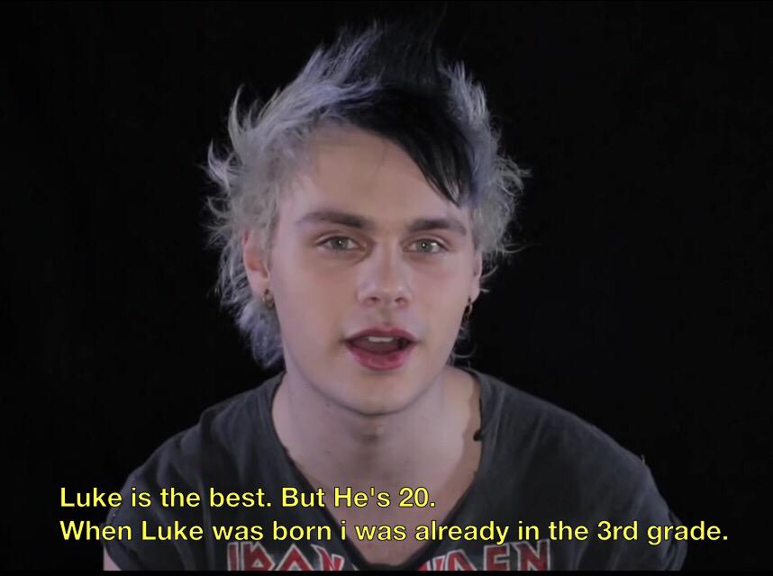 5SOSAsParksNRec's tweet photo. http://t.co/WA4523FFPN