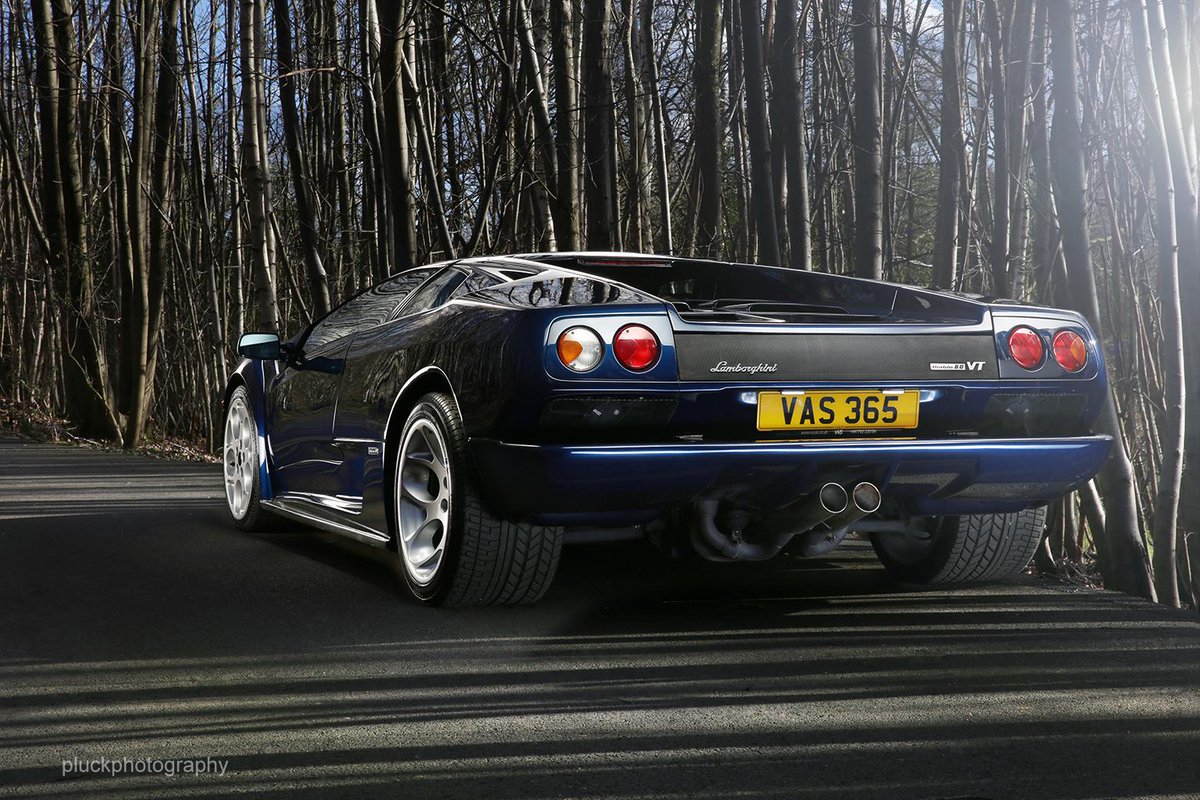 Pluckphoto's tweet image. First pic from this week's visit to @VVSUK This beast of a @Lamborghini #Diablo #VT @lamboclubuk
