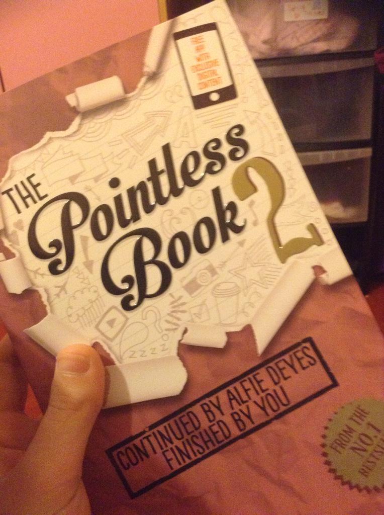 CJ_DanceManiac's tweet photo. Look What Finally Arrived, Very Happy girl @PointlessBlog http://t.co/fJEy5kCThm