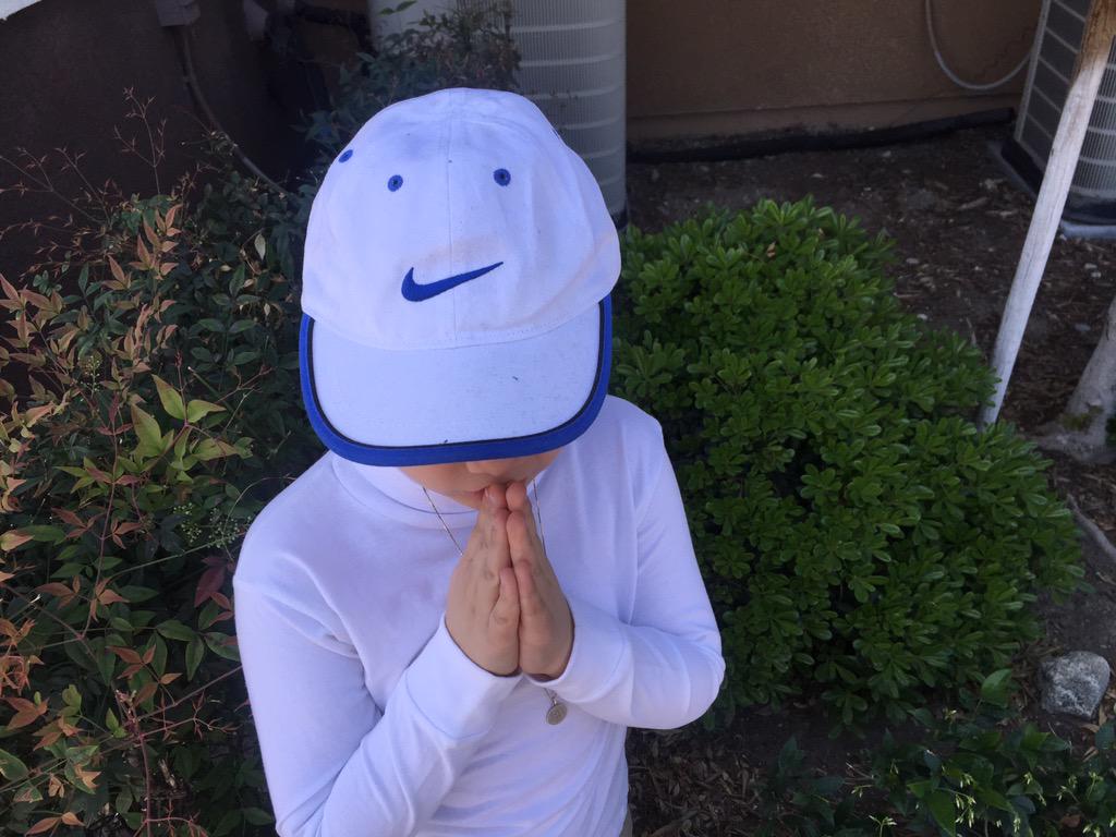 william_eleven's tweet photo. praying 4U http://t.co/HGC3MEQfZZ