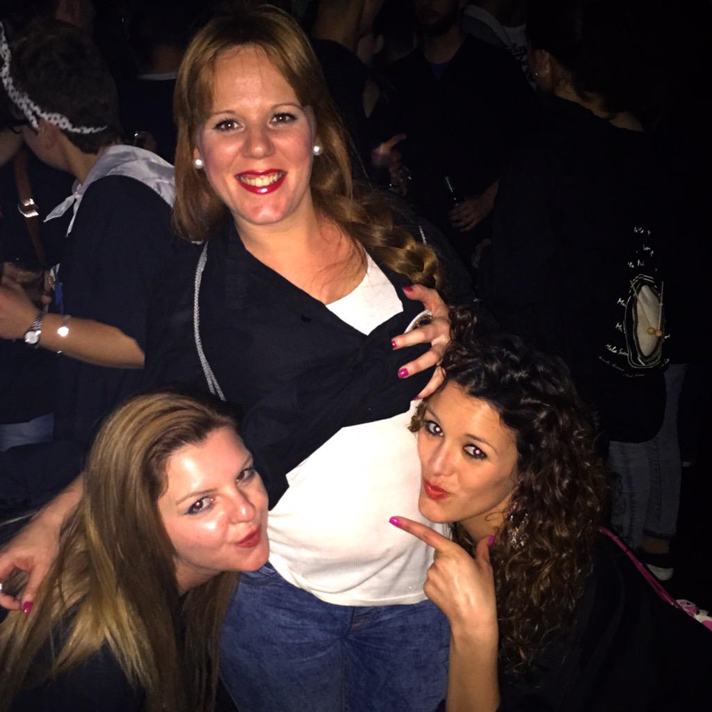 NoeliaSape's tweet photo. Tambores 2015!! @maryenrubi @maria87carmen @espinmari http://t.co/yKZnbAs6OK