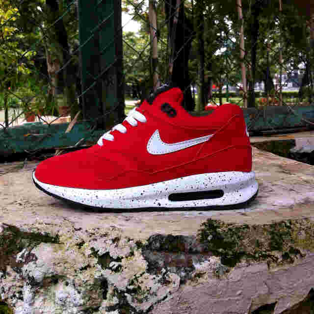 kenzopard's tweet image. Nike LUNAR1 size 37-40 harga 225.000 . Order? Check bio 👌👌