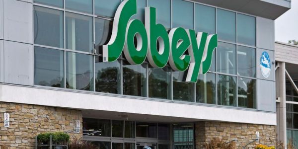 GlobalCalgary's tweet photo. Check your refrigerators: Costco, Sobeys chicken salads recalled for listeria risk http://t.co/ACpGwddyKV http://t.co/5nVcWrNZqQ
