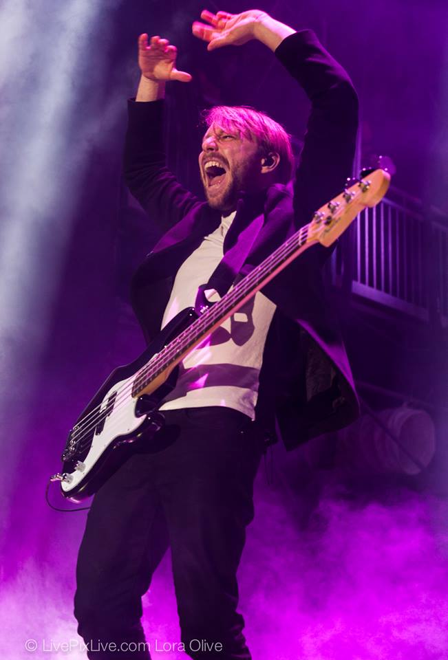 HellYeahBen's tweet photo. @benamckee #newprofilepicplease http://t.co/nzgksjmOlO