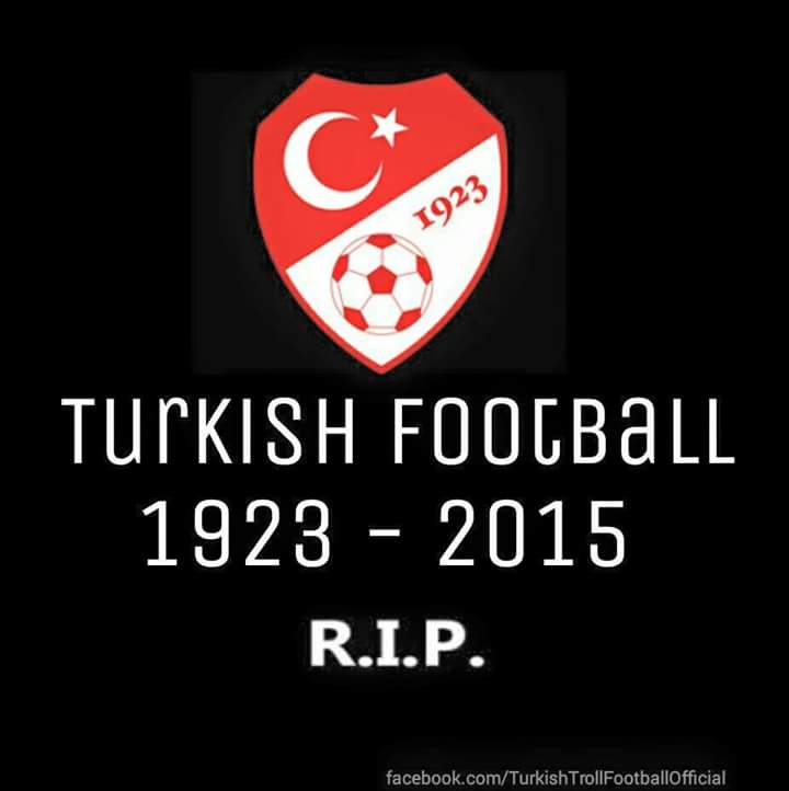 AlaaddinKorpe's tweet photo. Türk Futbolu bitmistir ! #Fenerbahceyesaldırıyıkınıyorum #FenerbahceyeSaldırı #fenerbahceotobusunesaldiri http://t.co/VXSvFGetxB