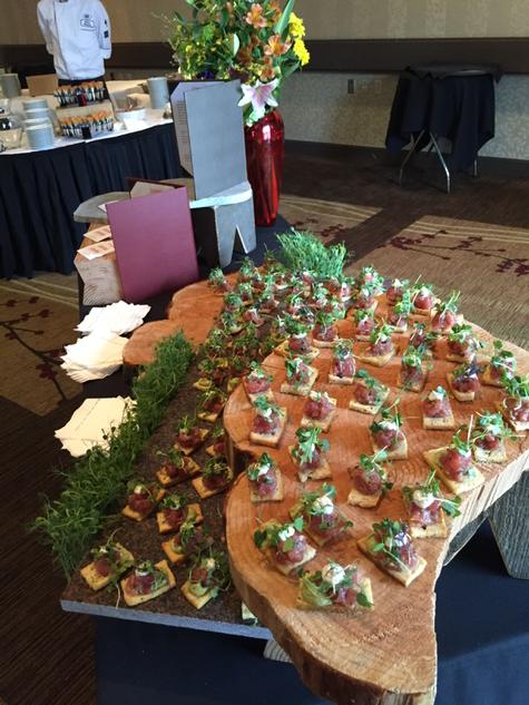 JayPare's tweet photo. #wff2015
@CarambaWhistler @ChefPare is happy to be here http://t.co/PFAEzwqqKm