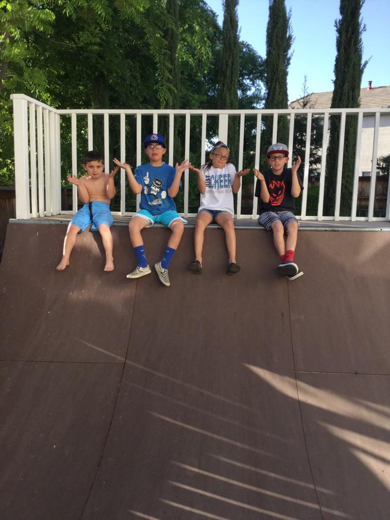doctorcostanzo's tweet photo. We're assuming that #THTH15 is not over yet because we are still waiting in Fresno. Please @tonyhawk?! http://t.co/pns5hFOJmo