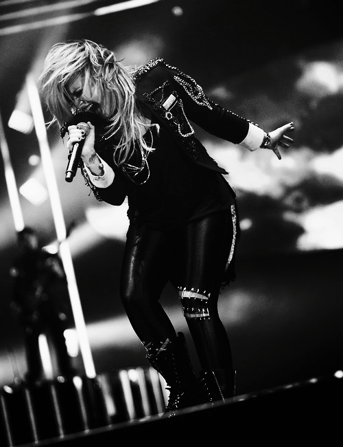 DLVoteStats's tweet image. RT! #DemiLovato “Really Don’t Care” #HitTheRoad @radiodisney