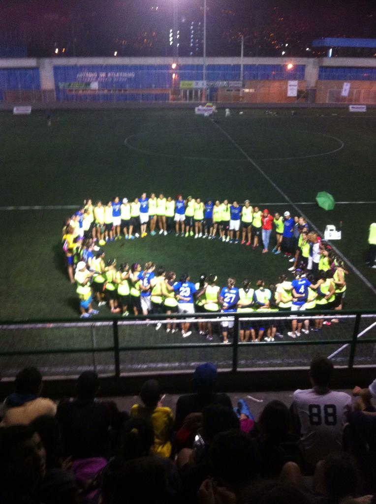 Círculo de espíritu entre <a href="/furyultimate/">Fury Ultimate</a> y selección Colombia