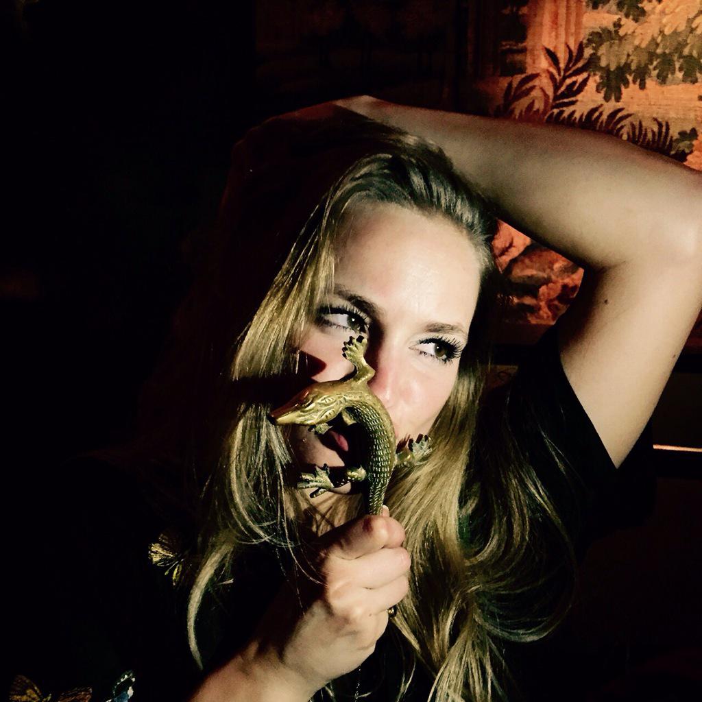 DesivanDoeveren's tweet image. lord..my own baby Golden salamander.THANKS! #amazingbirthday #mostdef #newsong @BartelsFreek @Tommy_Driessen Evan!