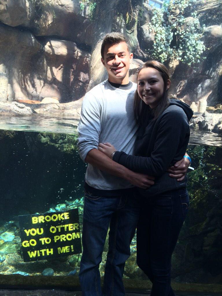 You otter see how <a href="/NickVitale5/">Nick Vitale</a> asked <a href="/brookeooooo/">Brooke O'Donnell</a> to prom!🐠