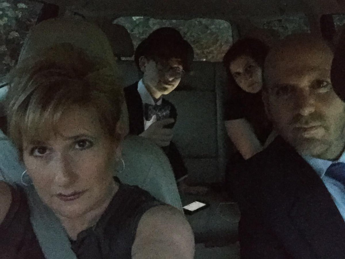 lisastarrstyle's tweet photo. #family #car #secondseder #passover #enthusiasm http://t.co/QZ6O7003dC