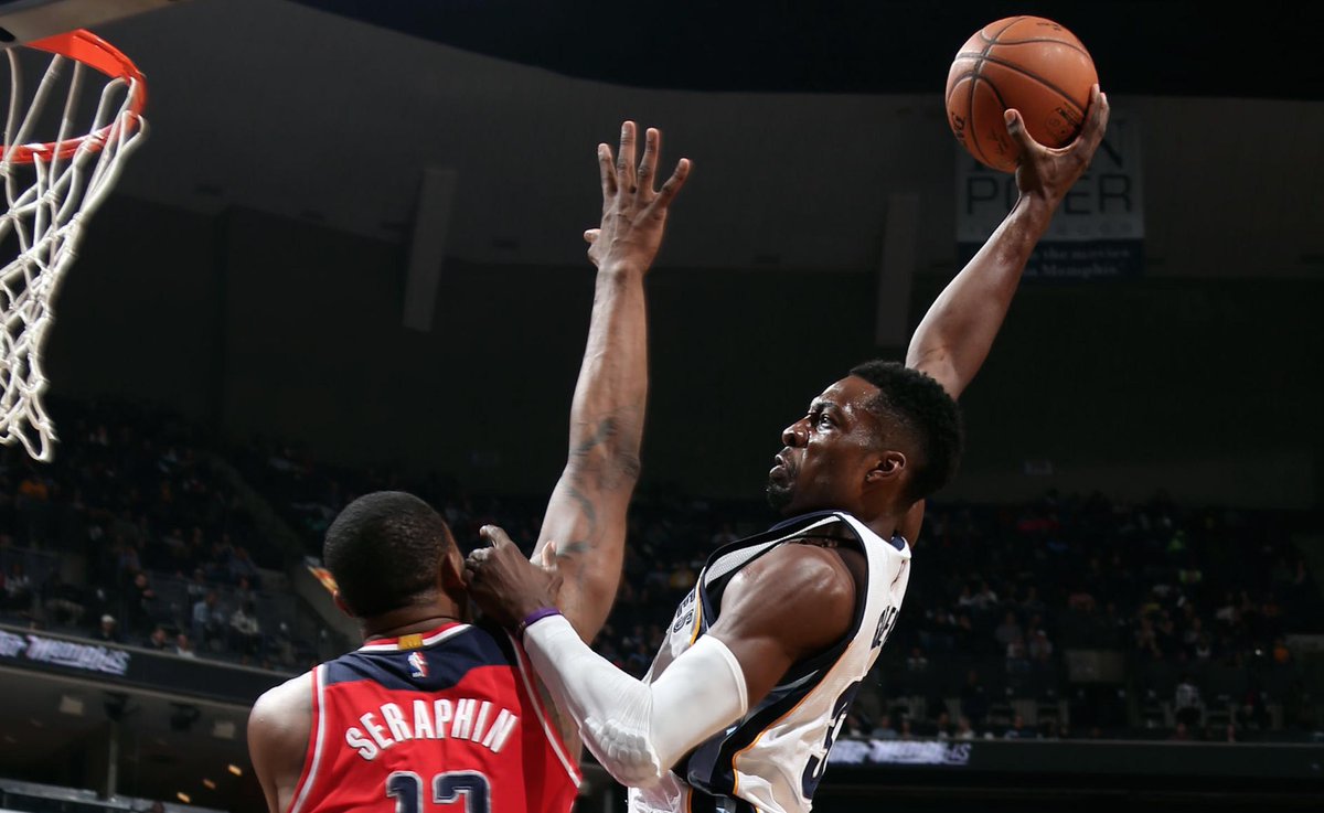 memgrizz's tweet image. . @unclejeffgreen  🐰#DUNKFACE 😳