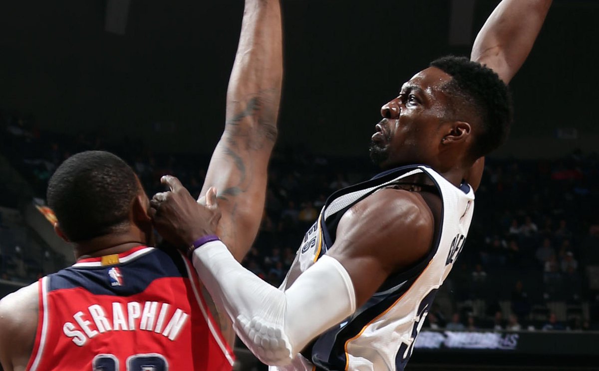 memgrizz's tweet image. . @unclejeffgreen  🐰#DUNKFACE 😳