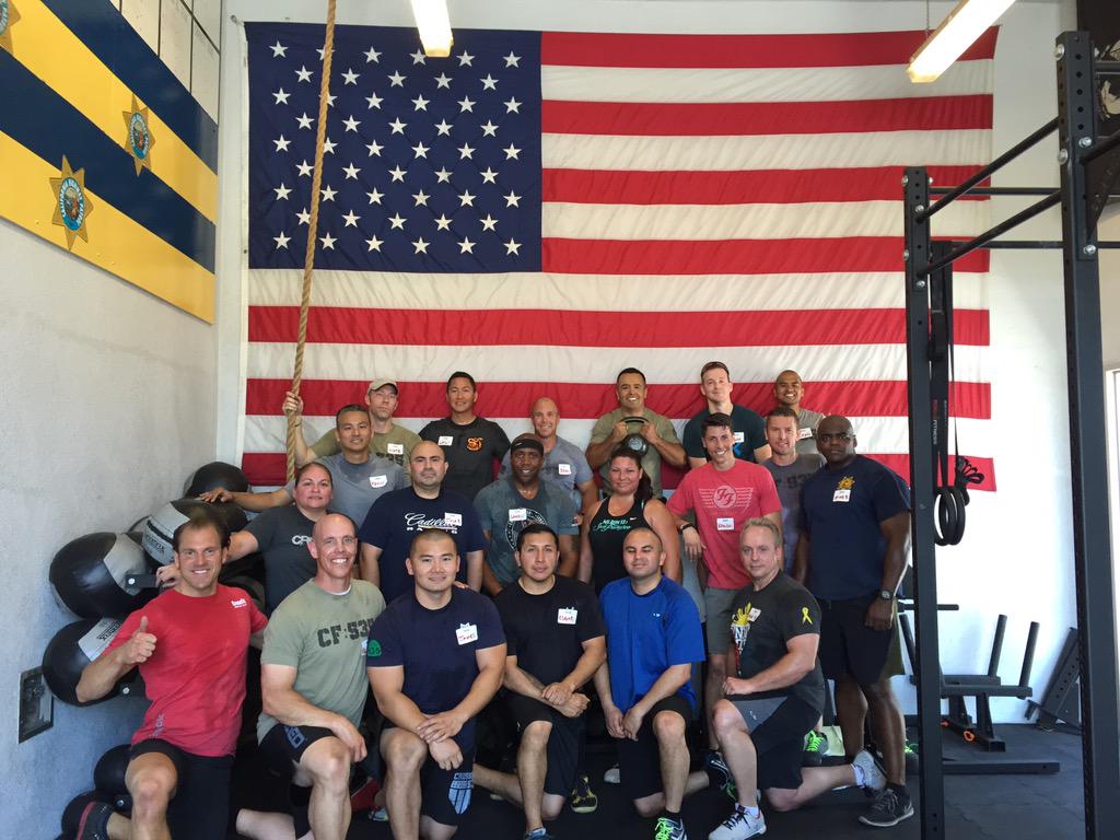 CrossFit535's tweet photo. Honored to welcome original firebreather @CFAmundson for the CrossFit Law Enforcement Seminar. What an amazing day! http://t.co/RT5LDorFck