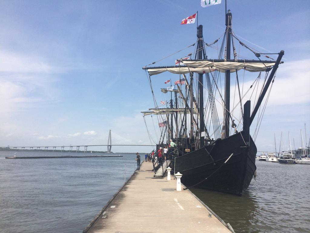 chsharborevents's tweet photo. #Easter2015 family beach time at the #charlestonharborresort @InTown_CHS @ChasWaterTaxi @ColumbusShips http://t.co/sVZvF24TkM