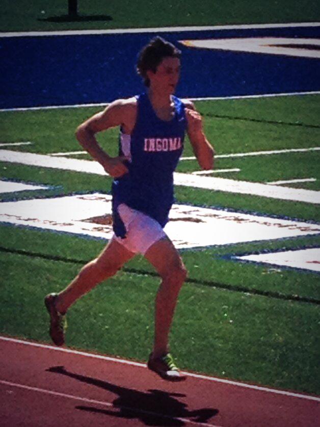 Dipper_3000's tweet photo. I flew away and killed it today at Oxford. Got first in all my events 💯😎🏃 http://t.co/7BDnPlIAKP