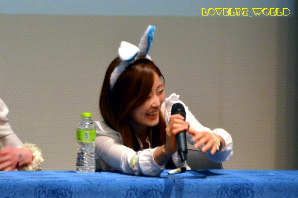 CByulmOUIAA-rB7.jpg:large