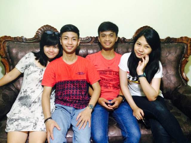 AdolPutra's tweet photo. @SyefiraWahida7 @henniparamita @ozy_sahrir http://t.co/x941yoPvUQ