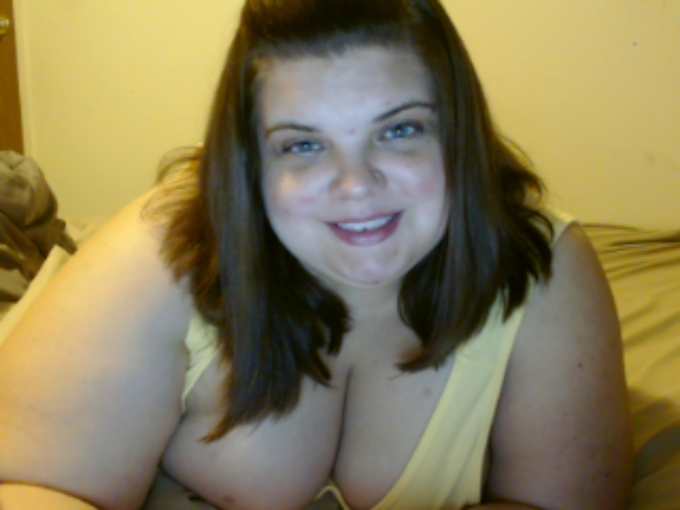 Decided to hang out after all. Keep my mind busy. No shows, but flashes and convos http://t.co/jysepQISej<a href="/tag/bbw"class="tags"><span>#bbw</span></a><a href="/tag/ssbbw"class="tags"><span>#ssbbw</span></a>