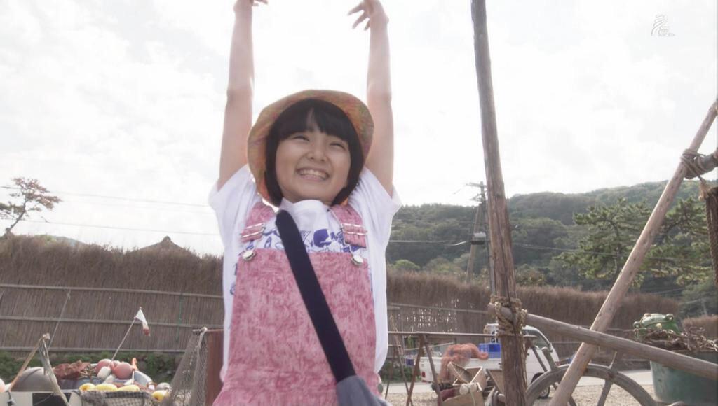 fake_trick's tweet photo. 「まれ」の子役時代一旦終わっちゃったなぁ来夢ちゃん可愛すぎて癒されたぁ http://t.co/0wqSXVTYHY