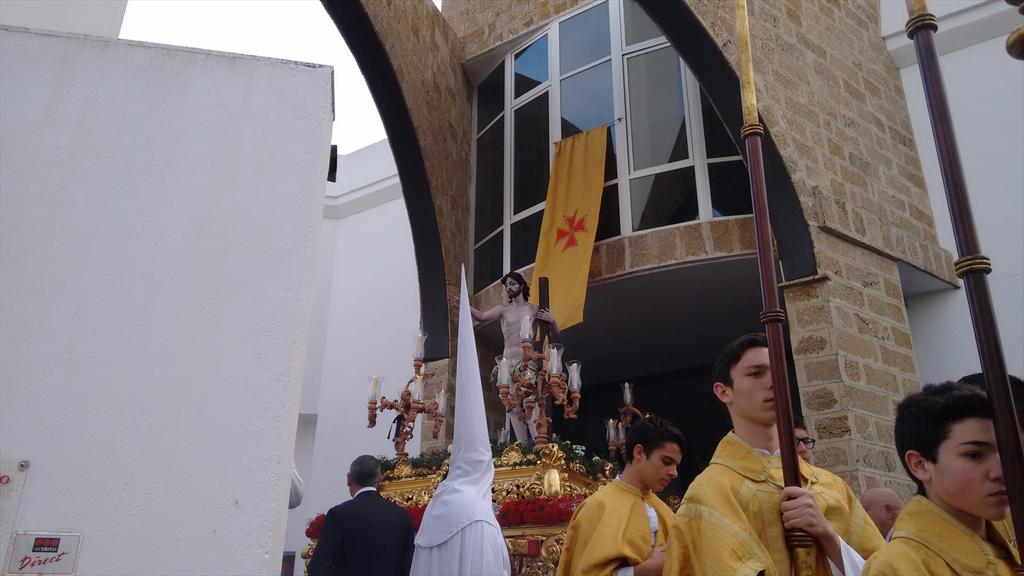 Nuestro Padre Jesús Resucitado ya está en la calle. #ssisla2015 #CofradeAPP