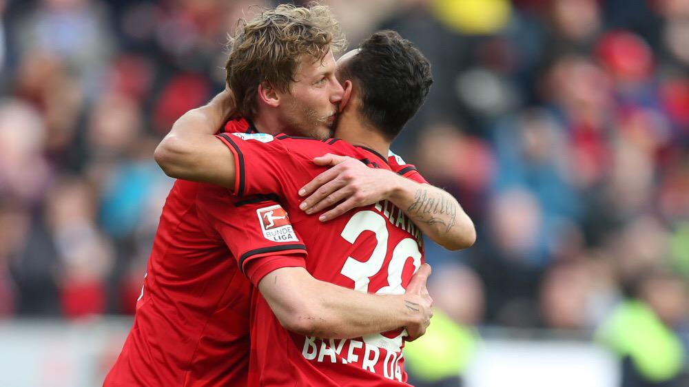 bayer04fussball's tweet photo. Guten Morgen, #Werkself-Fans! 
#StärkeBayer
#B04HSV http://t.co/5hv4tQWNYS