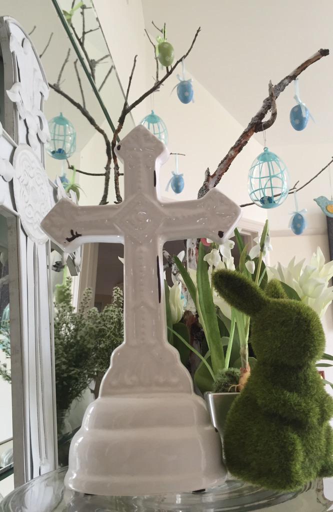 WPWeddingEvent's tweet photo. Easter styling is fun! #Easter2015 #EasterSunday #stylist http://t.co/GP85DcwrJP
