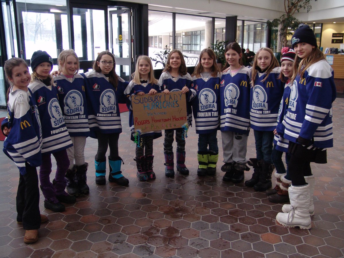 SLHurricanes's tweet photo. Still time for some more VOTES and RTs...9 minutes to go! Help us WIN! http://t.co/o8hCmvMH3b http://t.co/oPs5mCNr4B