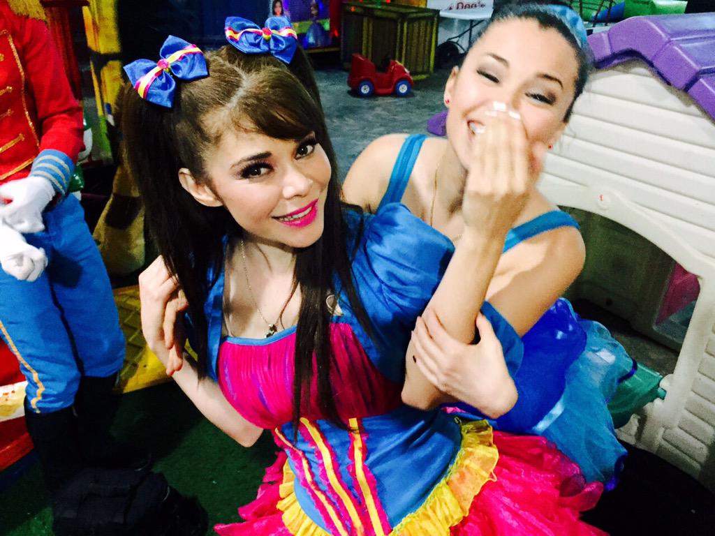 CrewElizondo's tweet photo. “@lizeelizondo: #LasPapitas 😜 hoy labore con @anacelia_tv http://t.co/NTHv5olJTP”