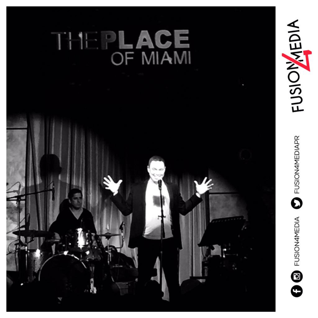 fusion4mediapr's tweet photo. Disfrutando de @Alexisvaldes en @placeof #TheplaceofMiami @LaMarleneMaseda @ClaudiaValdes21 #AlySanchez @VladyGomez http://t.co/xPLTXS8DrE