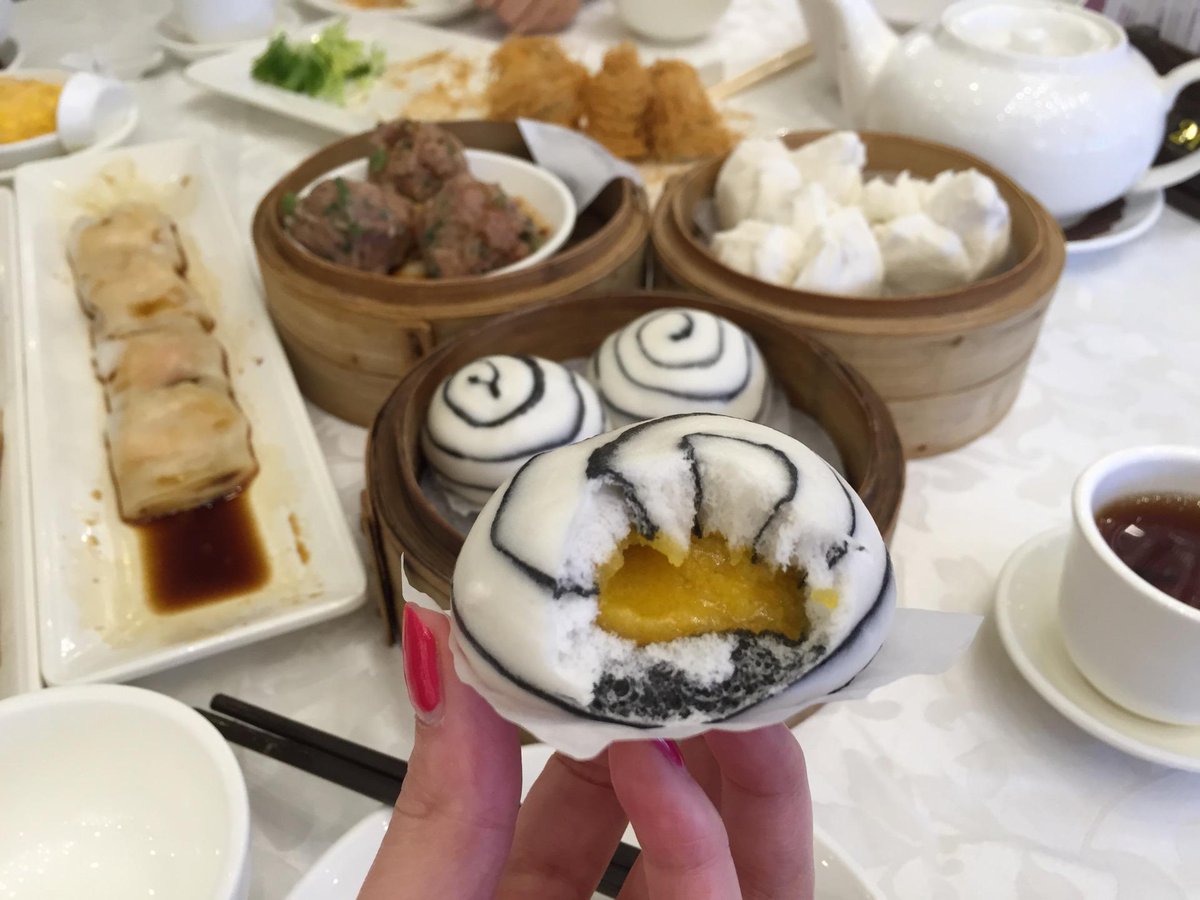 clarestars's tweet photo. Dim sum girlies @cleopats (@ Choi Fook Royal Banquet   彩福皇宴 in Causeway Bay, Hong Kong) https://t.co/Q9tiE1eaob http://t.co/wk3spvjQRh
