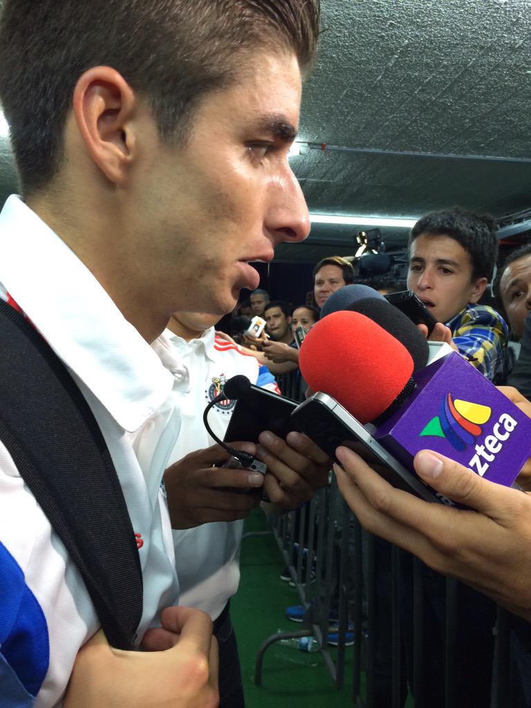 Chivas's tweet photo. "Fue un partido intenso y buen espectáculo para el público. El empate fue justo para los dos": @brizuela27_cone http://t.co/8vW1ANmIJc